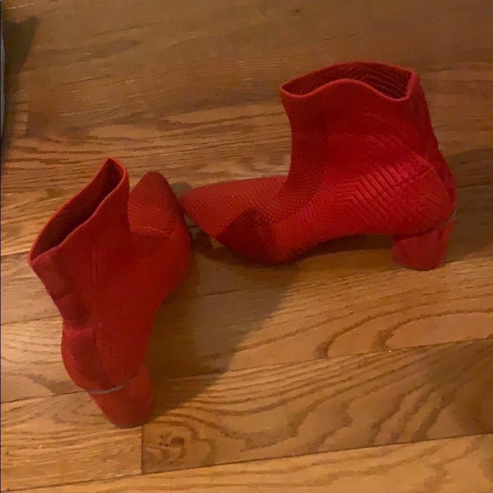 Shoes - Picture 2 of 2